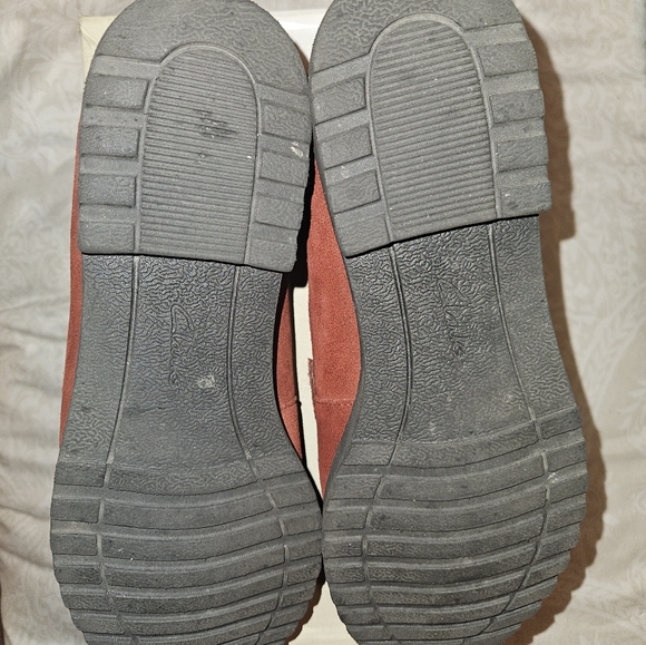 Red Suede Shoes - Picture 3 of 5